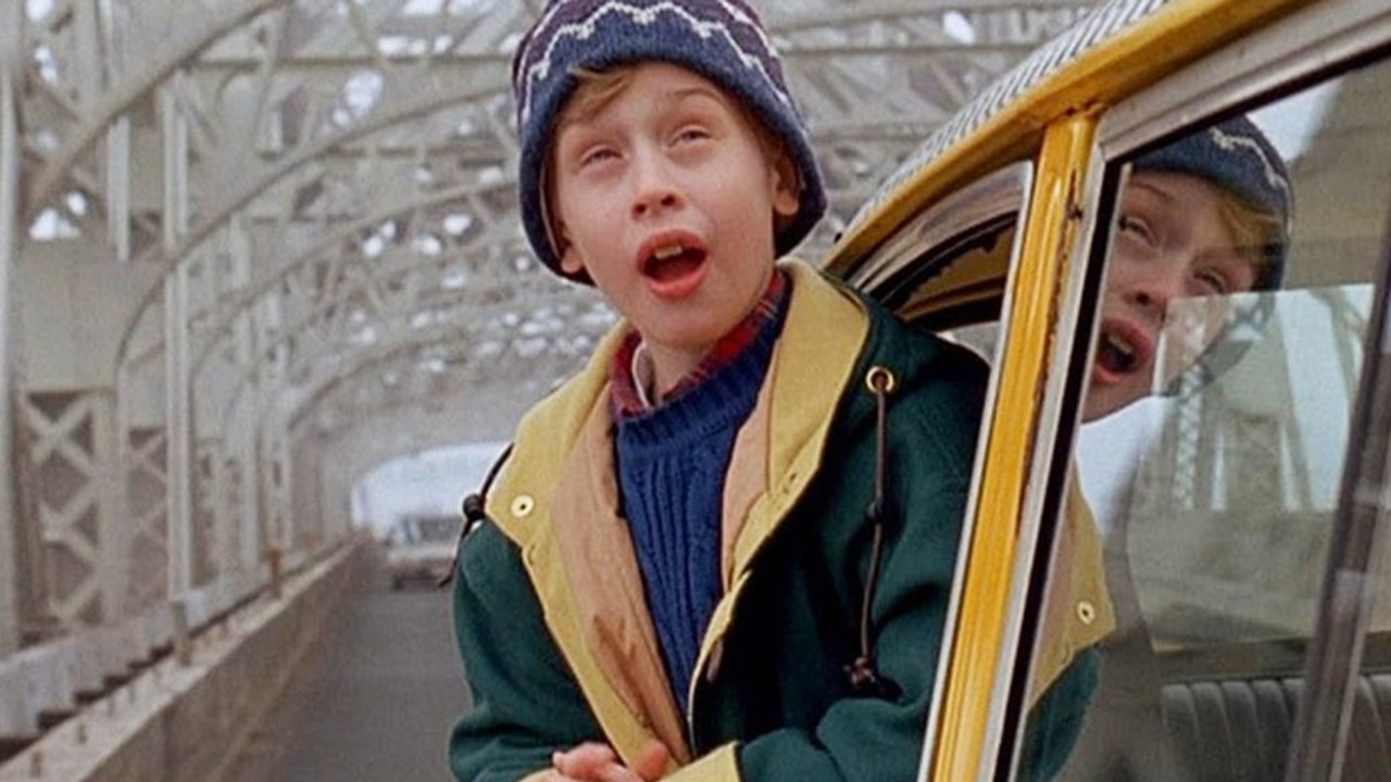 Beloved Chicago hotel from iconic Christmas movie set to close temporarily