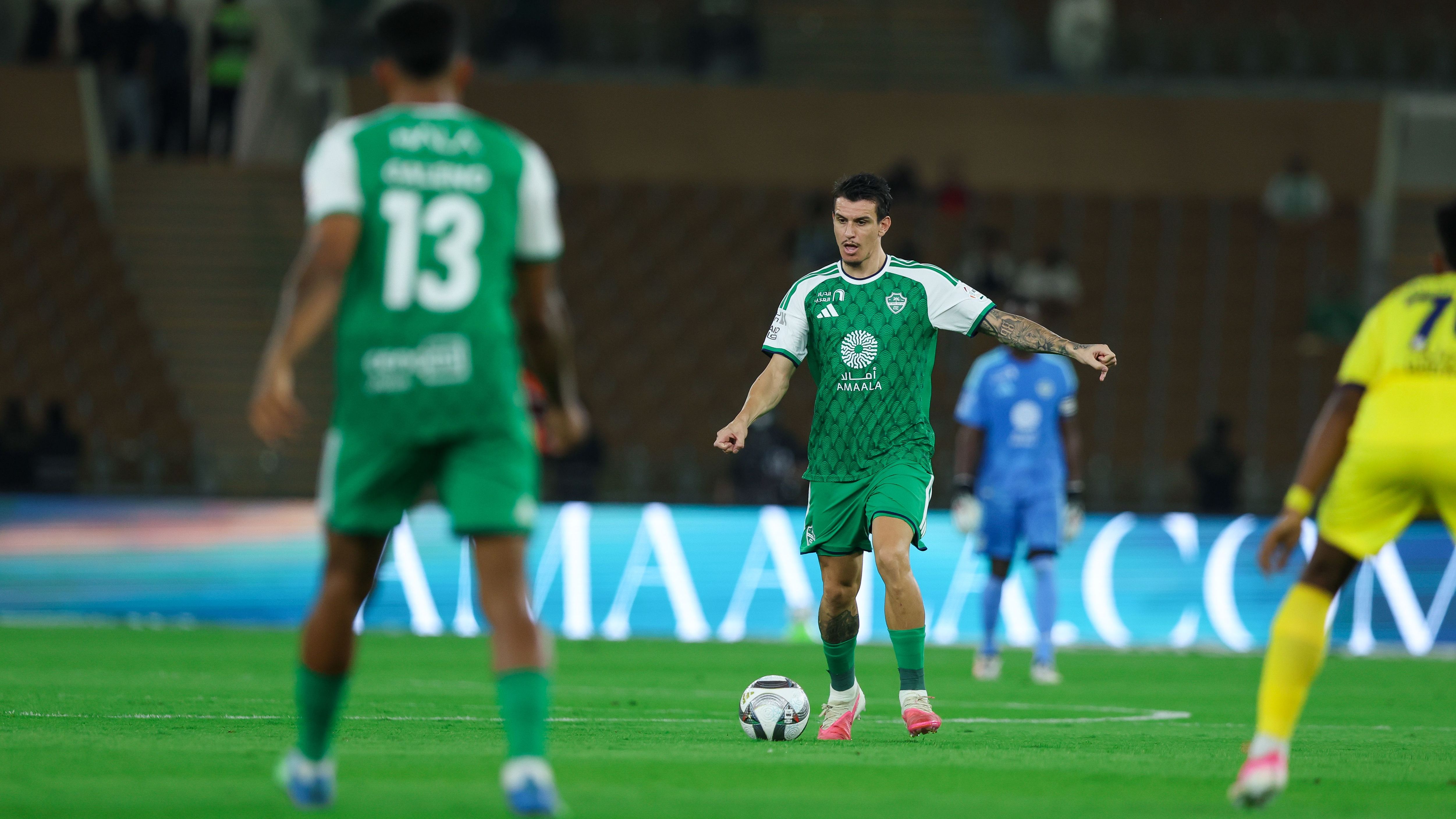 Controversy in the Emirates: Unseen Fouls Raise Questions about Fair Play