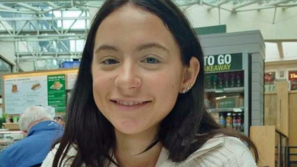 Community comes together to honor memory of young woman