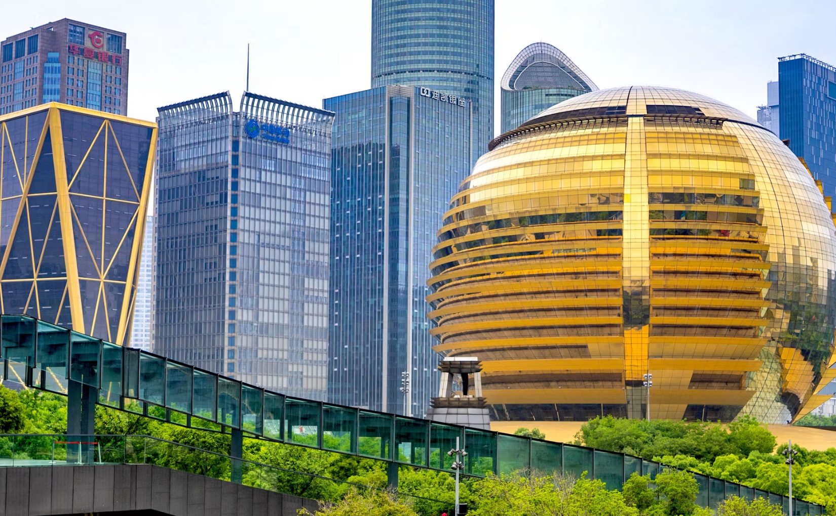 US tech leaders seek AI governance framework amidst China's existing regulations